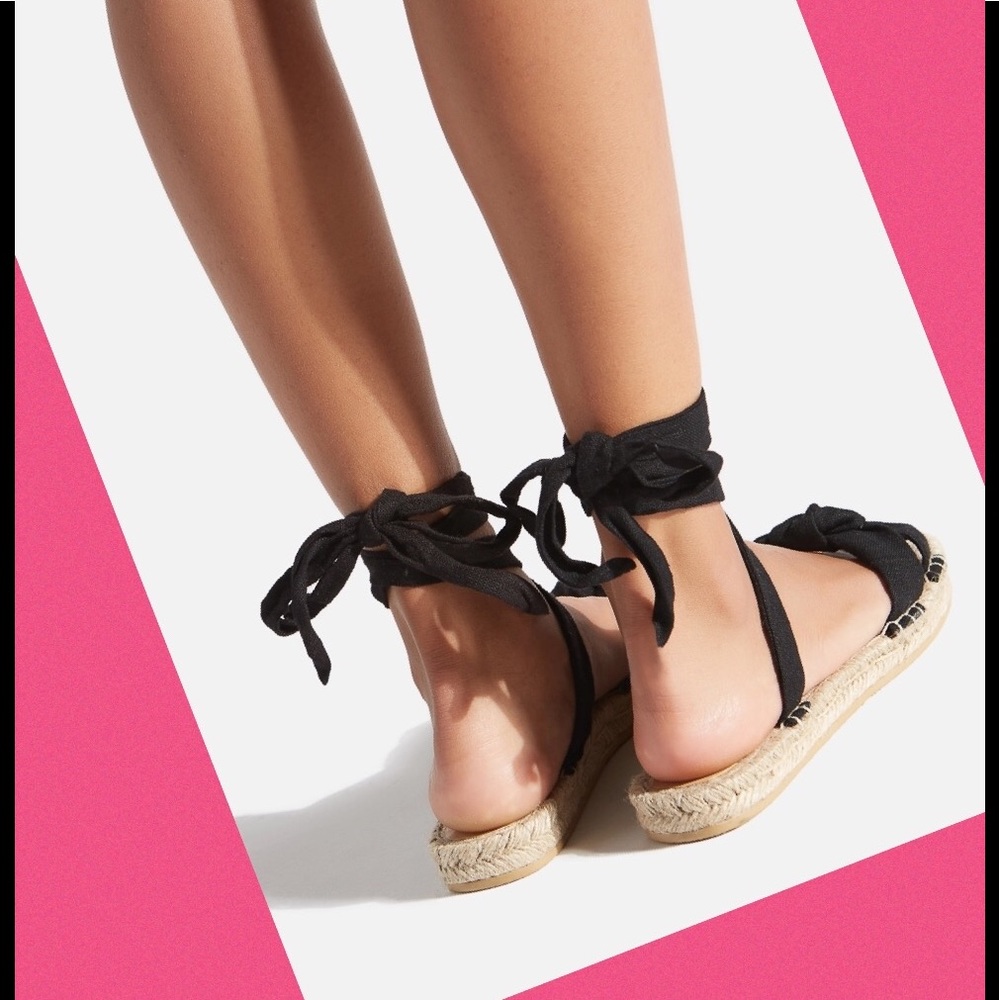 EXQUISITE SANDALS